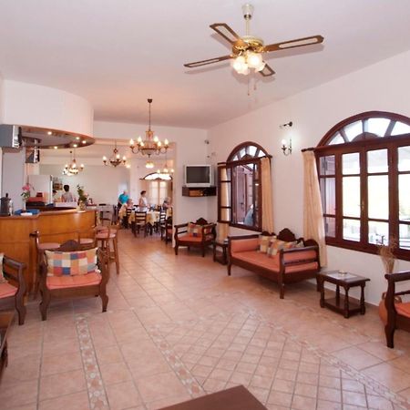 Ikaros Star Hotel Gialiskari  外观 照片
