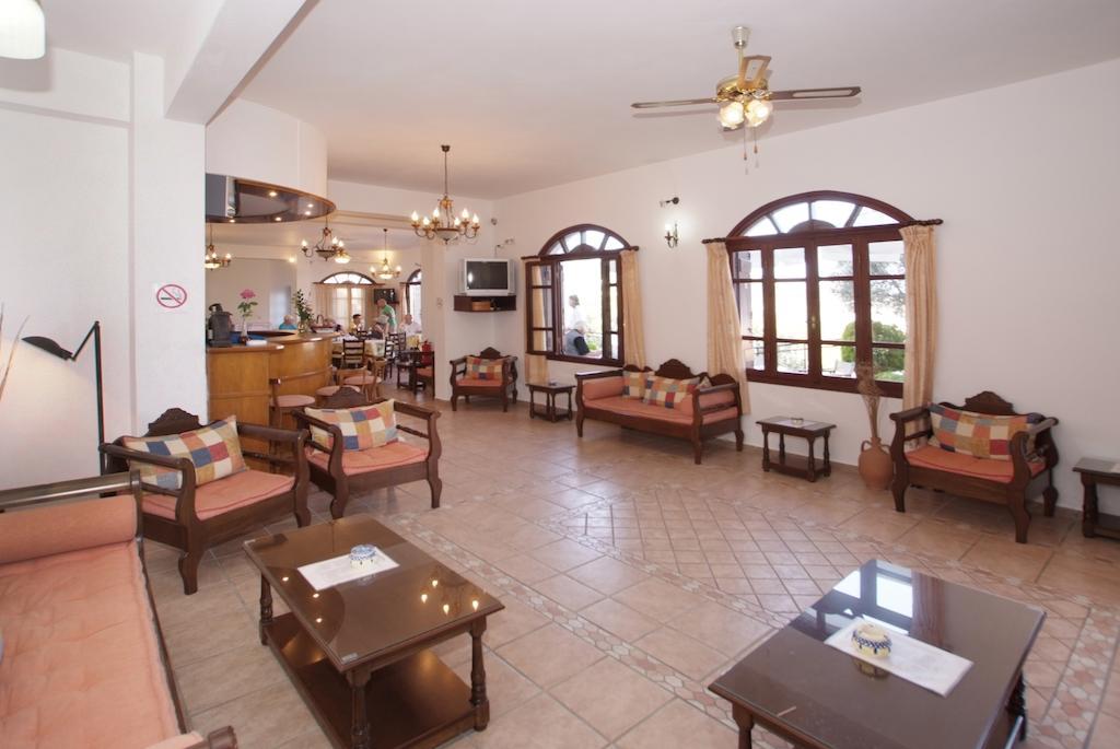 Ikaros Star Hotel Gialiskari  外观 照片